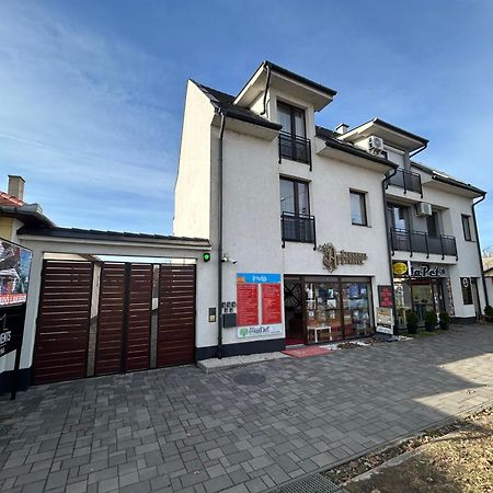 Lexi Classic Apartman Hajdúszoboszló Kültér fotó